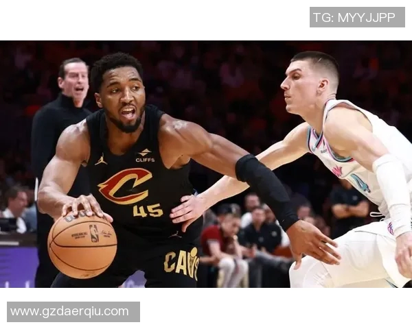 黑白直播NBA：如何使用黑白直播观看NBA赛事