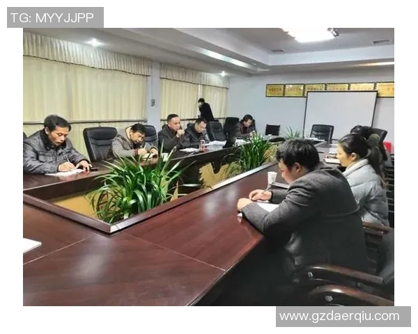 成都乒乓球队在邀请赛中的团队协作表现分析与点评